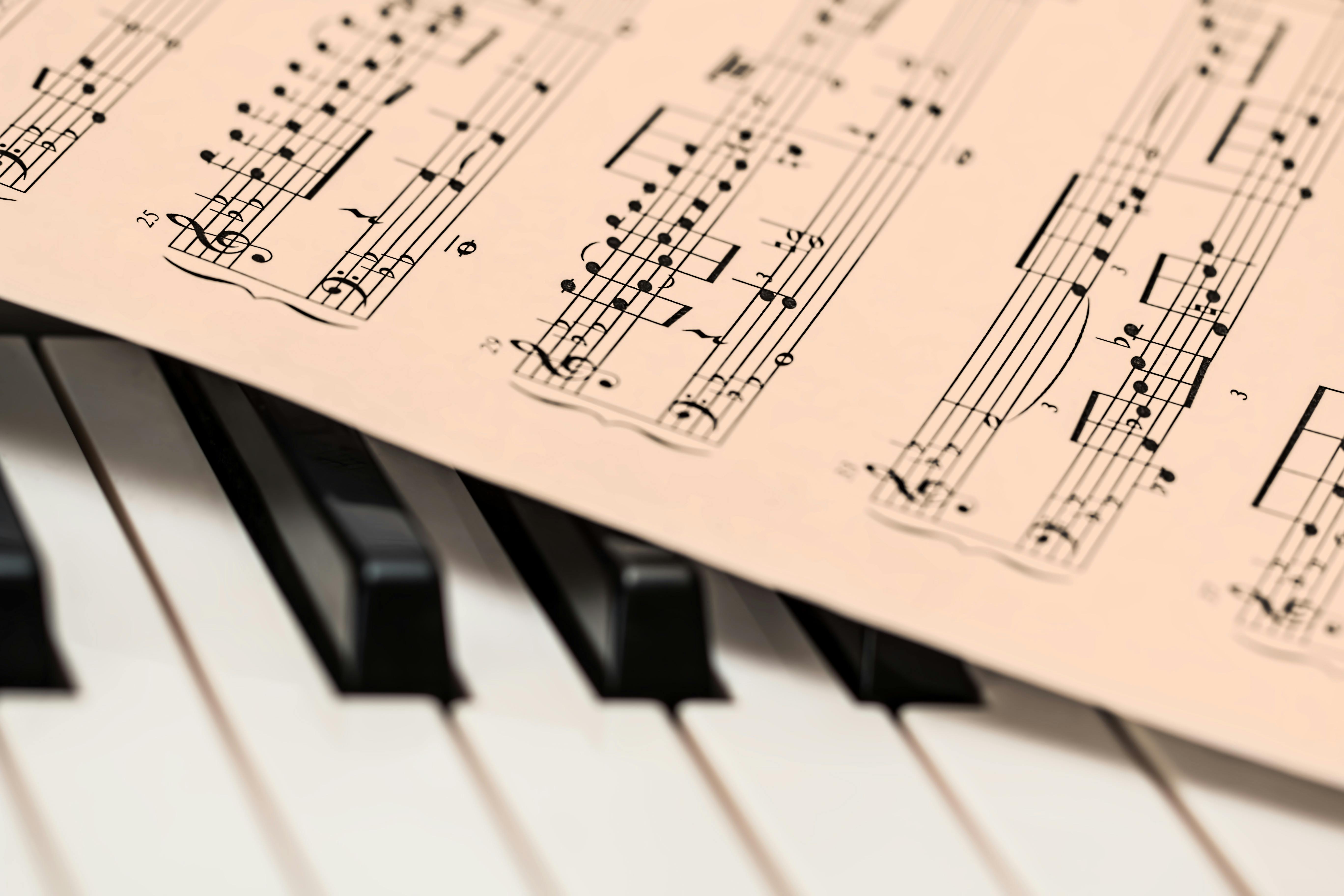 No Sign-Up Needed: 3 Free AI Music Video Generators Online