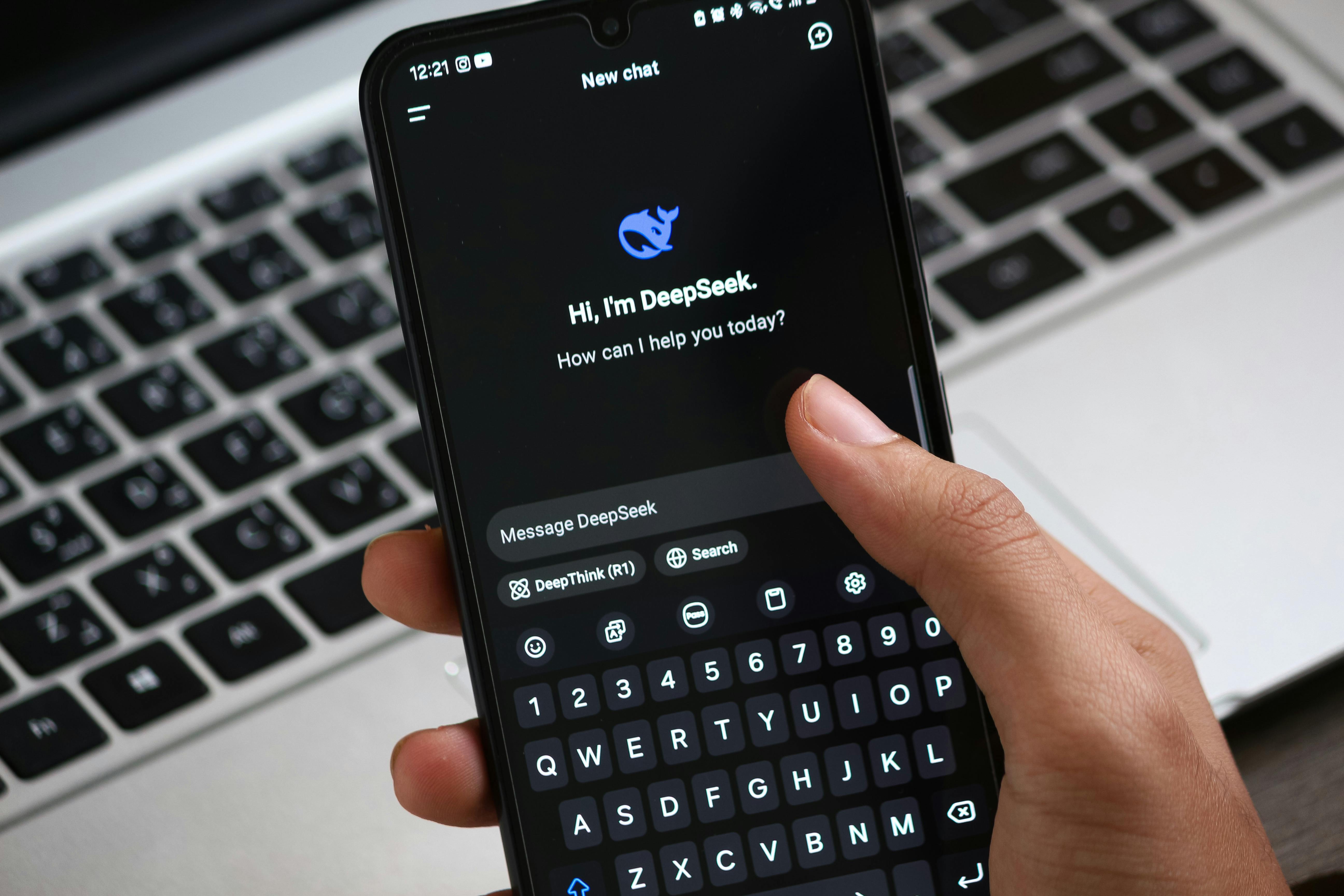 Best AI Chatbot with Voice in 2025: Top Picks & Reviews