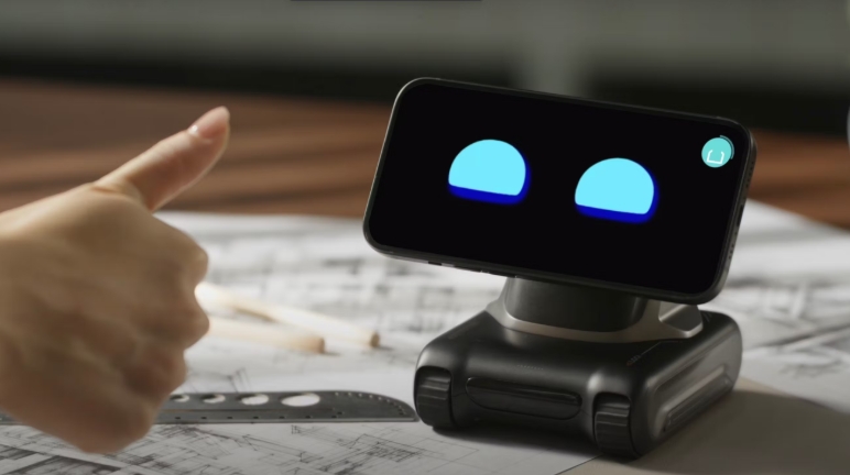 Top 5 Desktop AI Robots for Phone You Must Have in 2025!