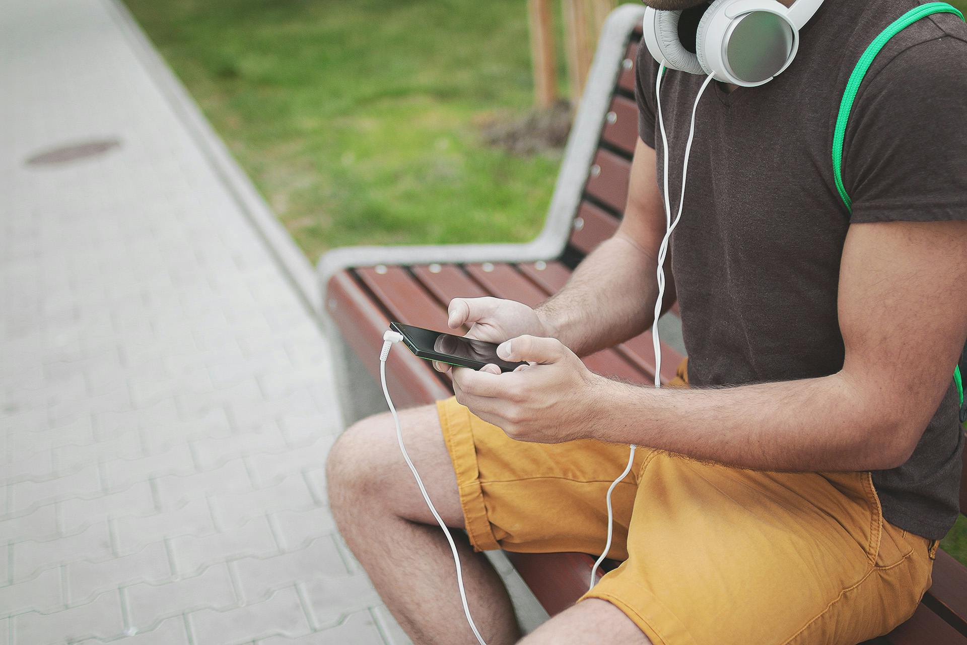 royalty-free music generator