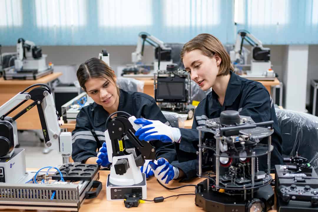 Robotics Course.jpg