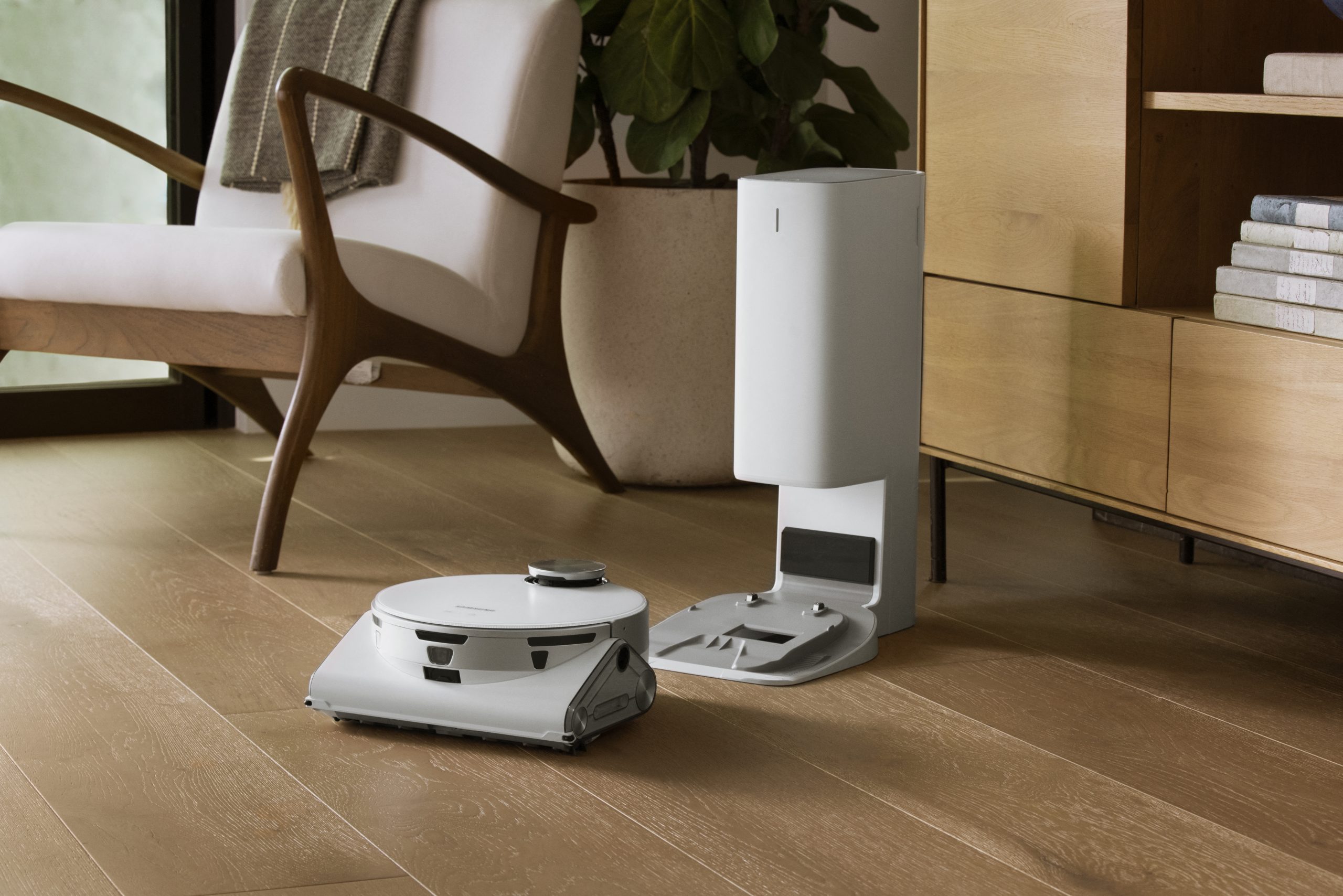 Samsung Jet Bot AI+.jpg