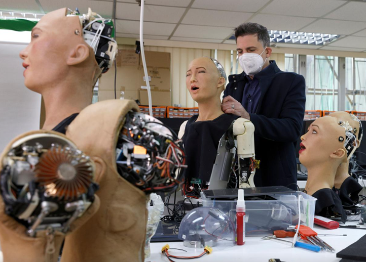 Who Invented Sophia Robot AI? Discover the Innovators Behind the World's First Humanoid AI