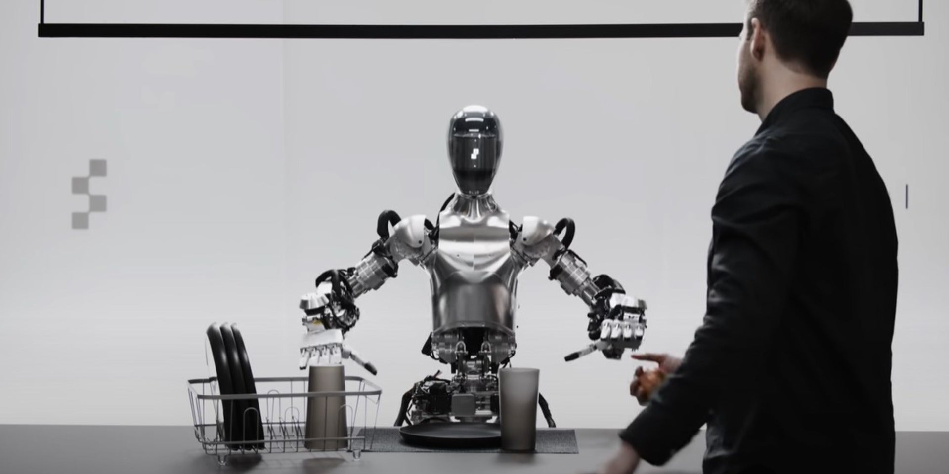 ?ChatGPT Robot Secret Weapon in Customer Service