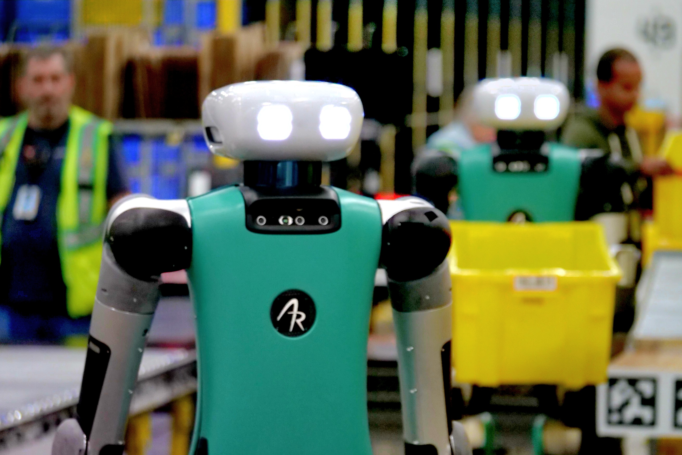 Robot Amazon Vulcan Takes Over Warehouses! 